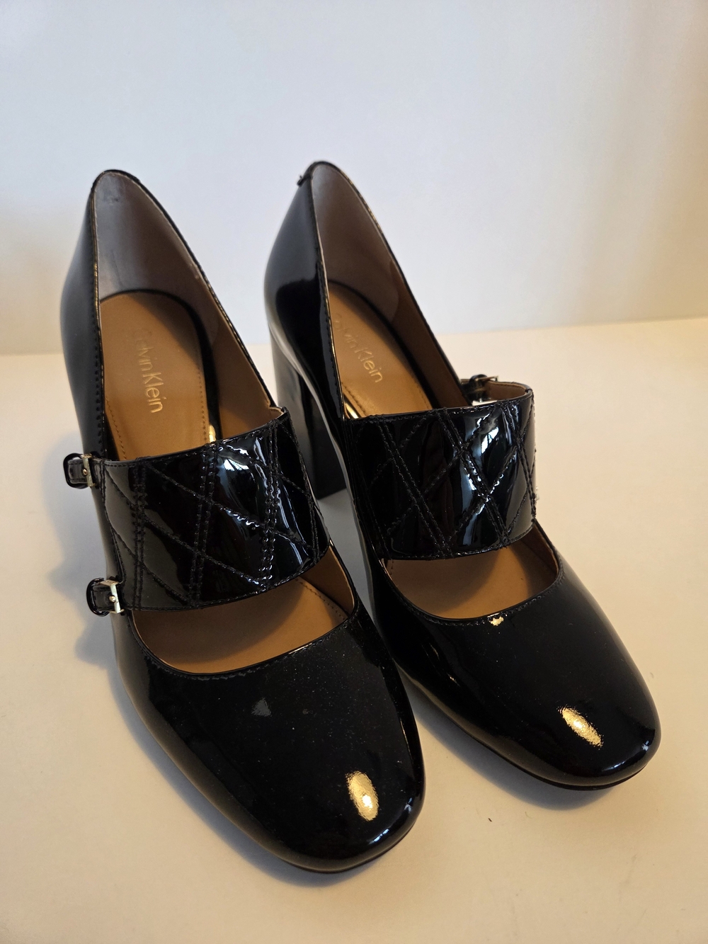 Calvin Klein Casilla Patent Black Pumps Size 7.5M - Picture 4 of 9